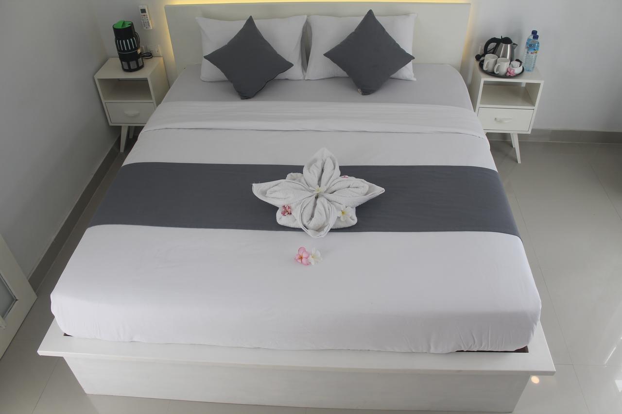 Casa Blanca Gili Air Hotel Bagian luar foto
