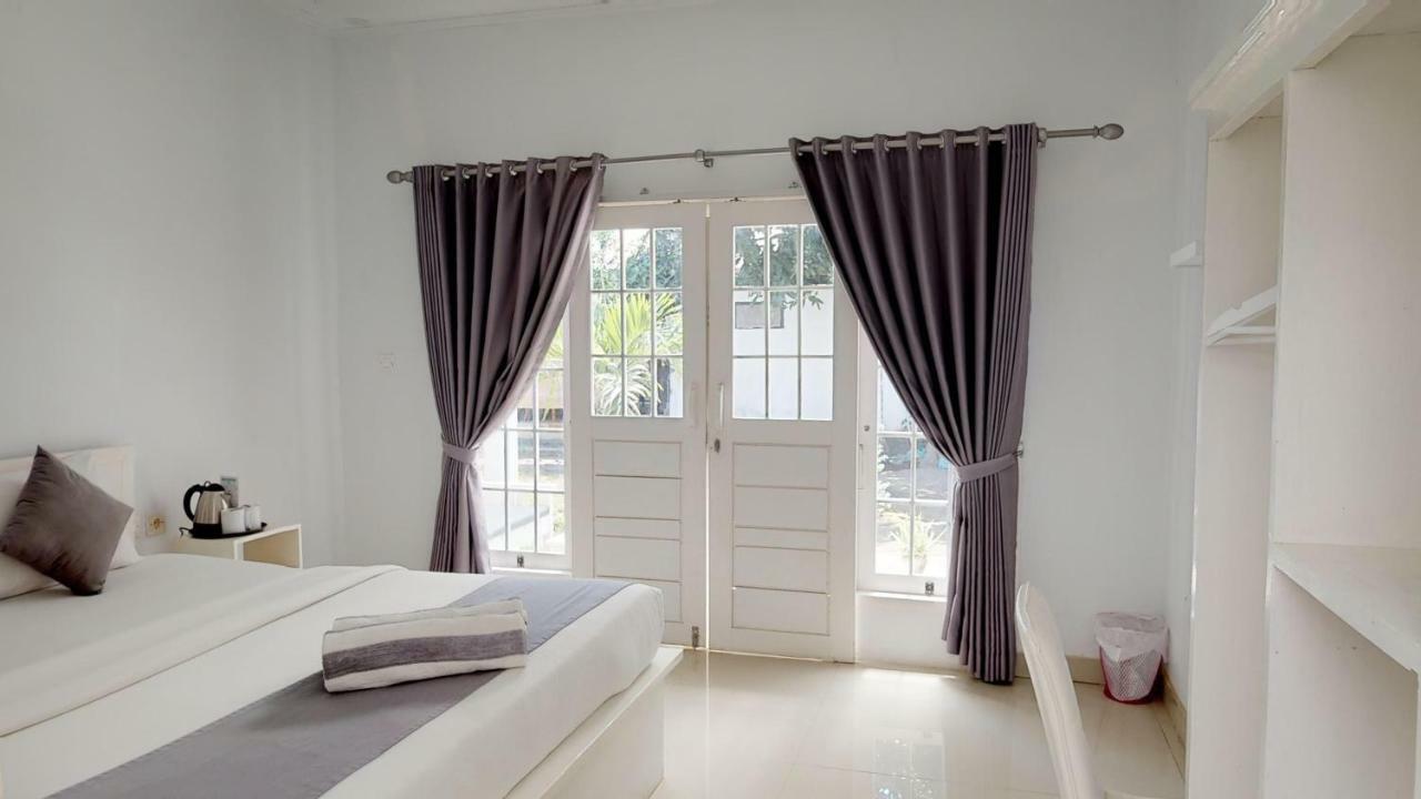 Casa Blanca Gili Air Hotel Bagian luar foto
