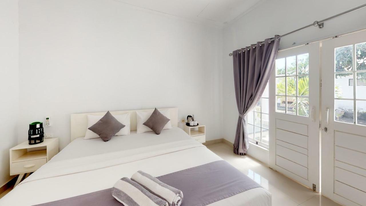 Casa Blanca Gili Air Hotel Bagian luar foto